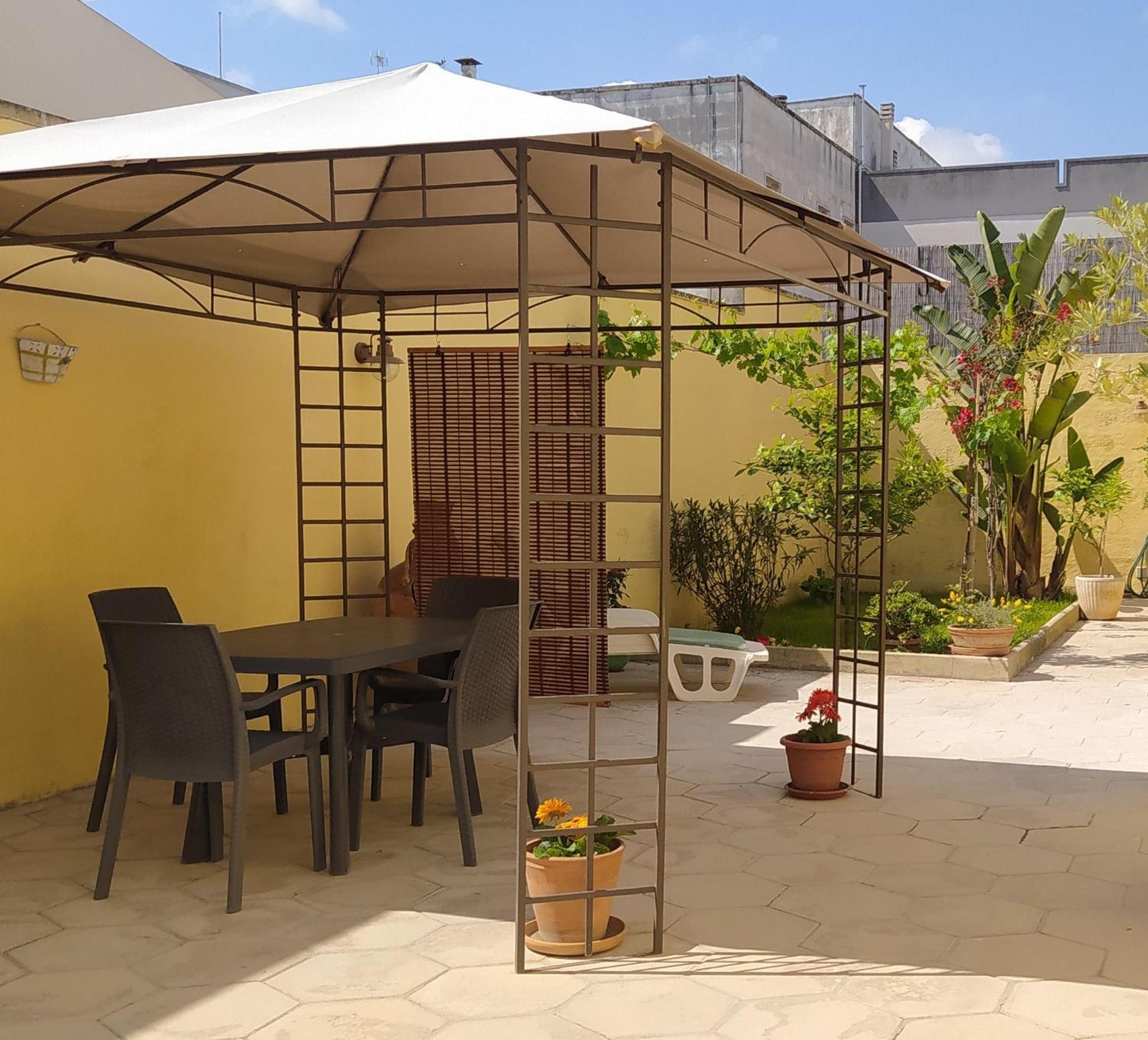 Apartment La Casetta Col Cortile